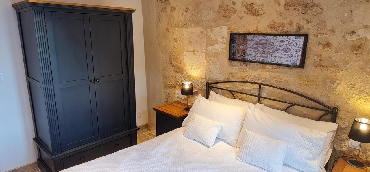 Dom Peyreton Prestige Cottages Set In A Charming Wine Property Villegouge Buitenkant foto