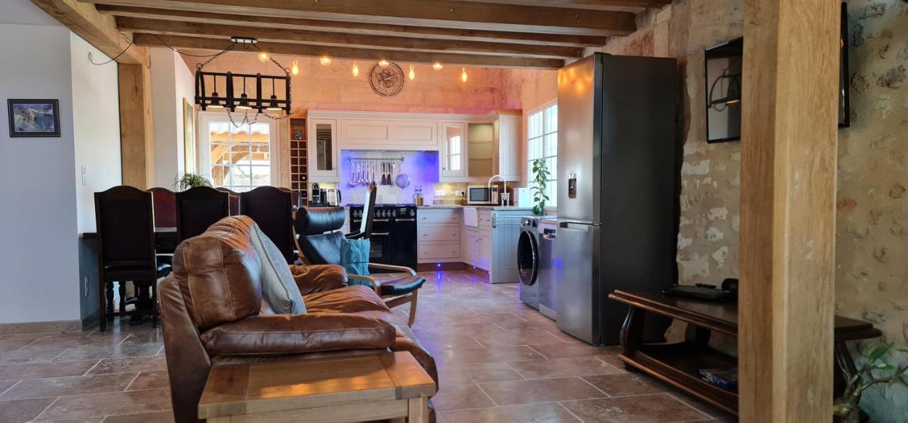 Dom Peyreton Prestige Cottages Set In A Charming Wine Property Villegouge Buitenkant foto