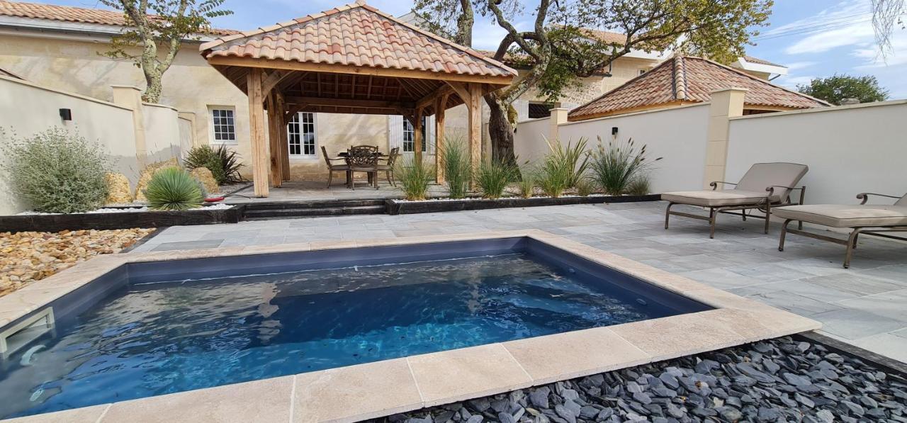 Dom Peyreton Prestige Cottages Set In A Charming Wine Property Villegouge Buitenkant foto